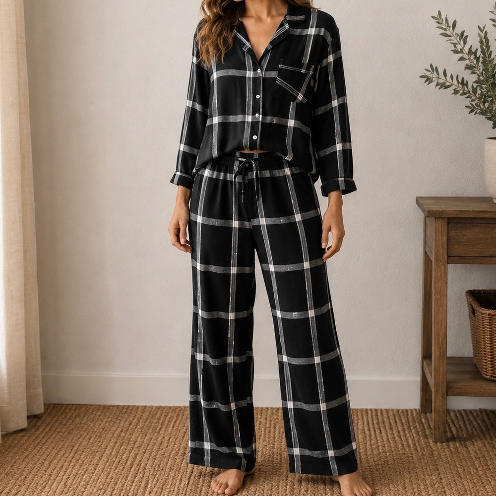 Victoria's Secret Black White Plaid Pajama Set Long Sleeve Button Pants Small